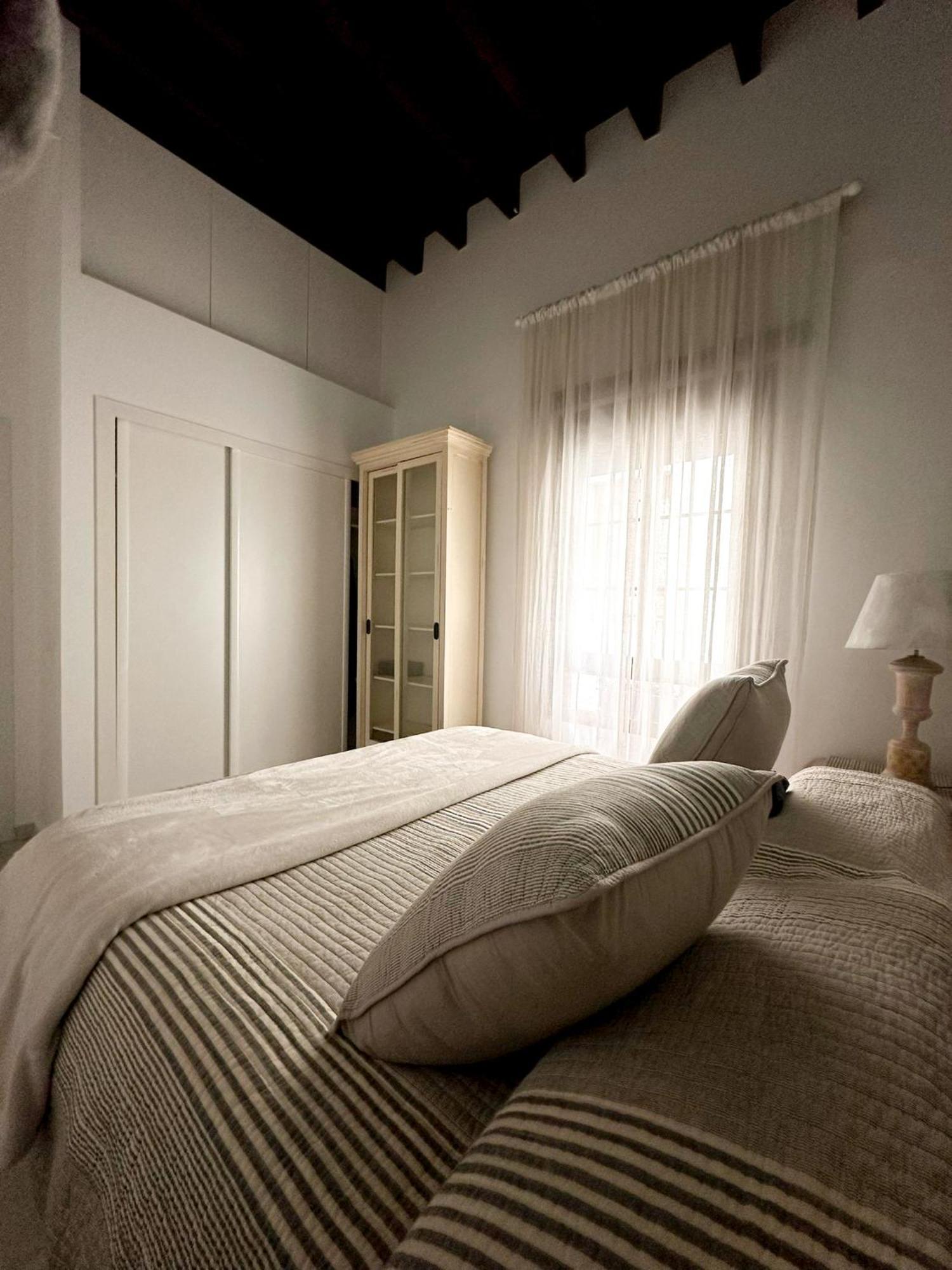 Atico Duplex Triana , Sevilla Luaran gambar